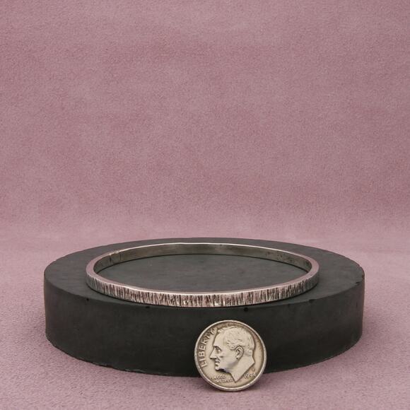 sterling silver vintage textured stack bangle bracelet size 7.75in - Picture 2 of 3